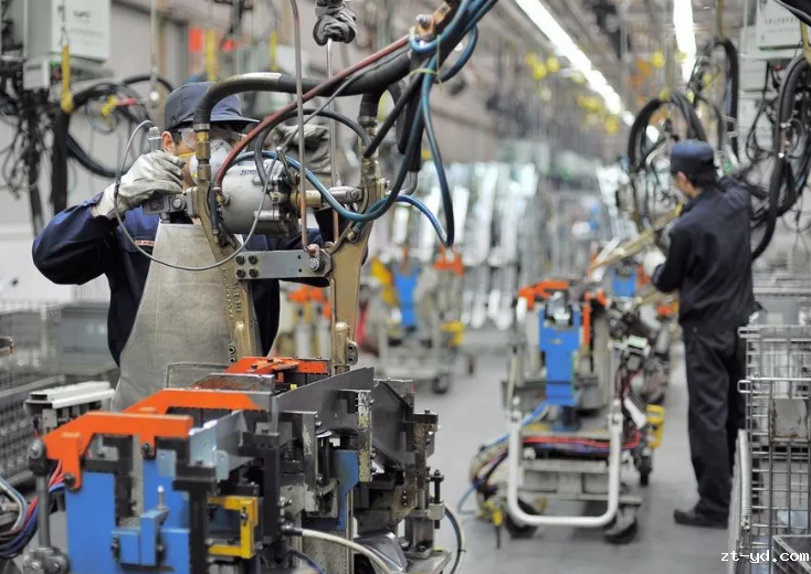 Crossed roller bearings for robots www.hyzcbearing.com.png